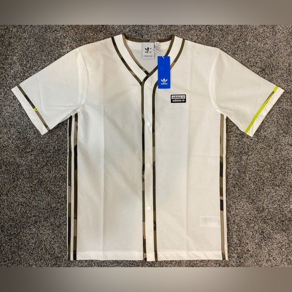 Adidas Men's RYV Baseball Button Shirt Short Sleeves White Camo Size S GK5911